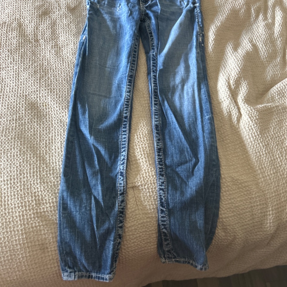 Jeans - Picture 2 of 4